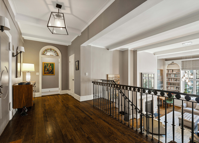 Property at 14 E 75th St Unit 10D, New York City, NY 10021, 3 beds, 3.5 baths