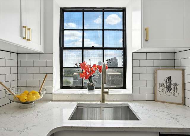 Property at 520 E 76th St Unit 8H, New York City, NY 10021, 1 bed, 1 bath