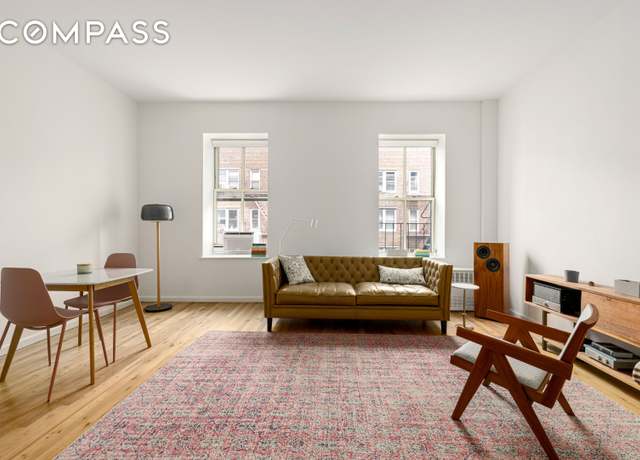 Property at 99 Bank St Unit 4R, New York City, NY 10014, 1 bed, 1 bath