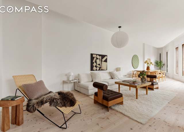 Property at 1 6th Ave Unit 5N, New York City, NY 10013, 3 beds, 2.5 baths