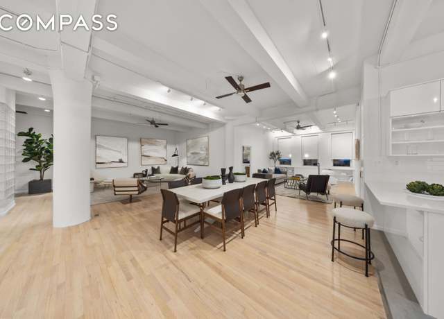 Property at 95 Vandam St Unit 2R, New York City, NY 10013, 2 beds, 2.5 baths