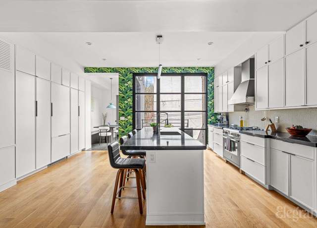 Property at 682 Madison St, Brooklyn, NY 11221, 4 beds, 6 baths
