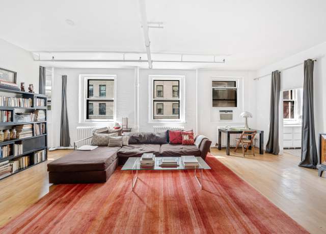 Property at 165 Hudson St Unit 3B, New York City, NY 10013, 2 beds, 1 bath