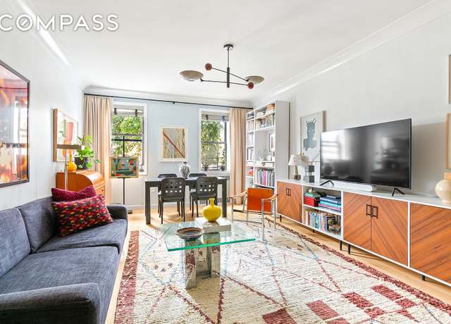 Property at 811 Cortelyou Rd Unit 2L, Brooklyn, NY 11218, 1 bed, 1 bath