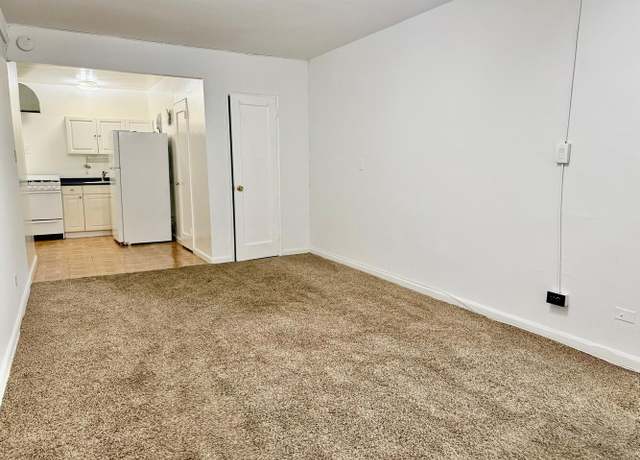 Property at 35-38 75th St Unit 2F, New York City, NY 11372, 1 bath