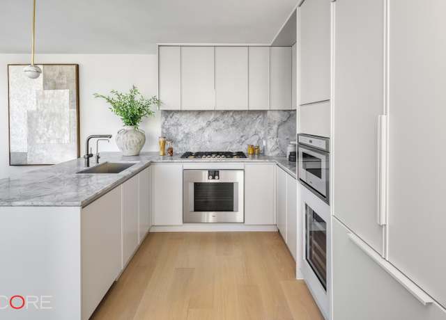 Property at 250 E 25th St Unit PHC, New York City, NY 10010, 1 bed, 1 bath