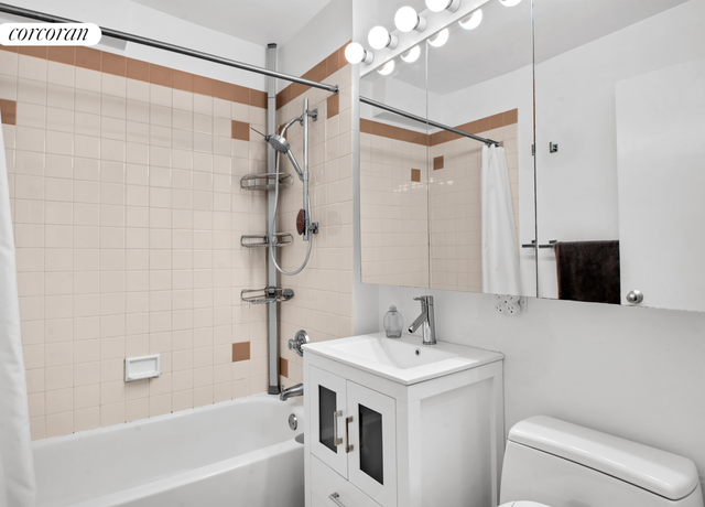 Property at 4-74 48th Ave Unit 9L, New York City, NY 11109, 1 bed, 1 bath