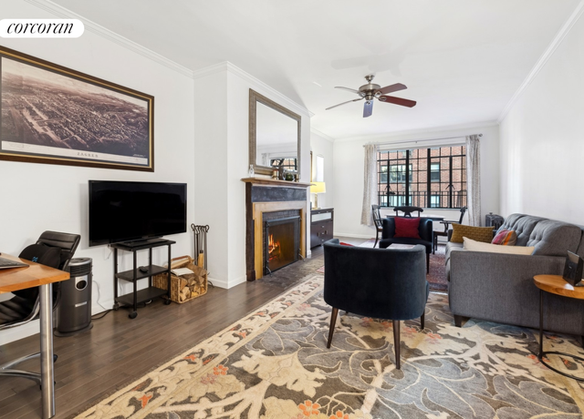 Property at 333 E 41st St Unit 4E, New York City, NY 10017, 1 bed, 1 bath