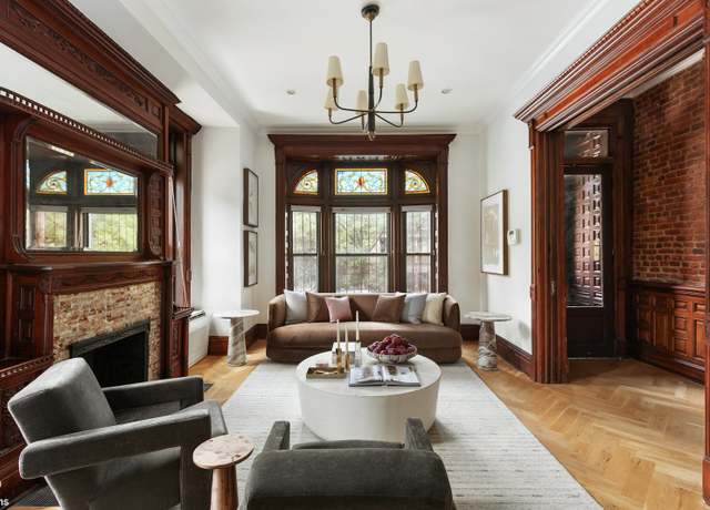 Property at 272 Jefferson Ave, Brooklyn, NY 11216, 6 beds, 6 baths