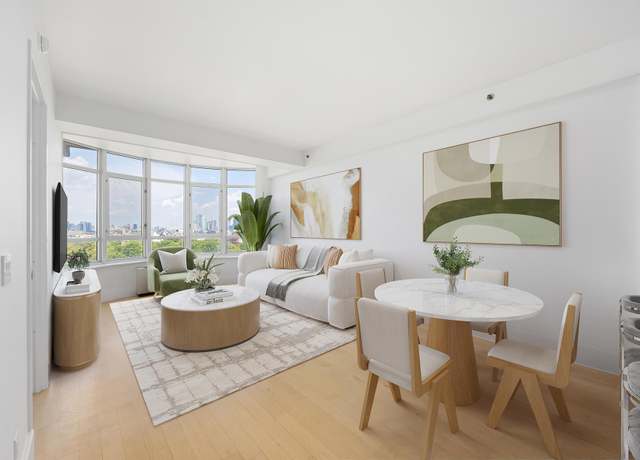 Property at 20 Bayard St Unit 11D, Brooklyn, NY 11211, 3 beds, 2 baths