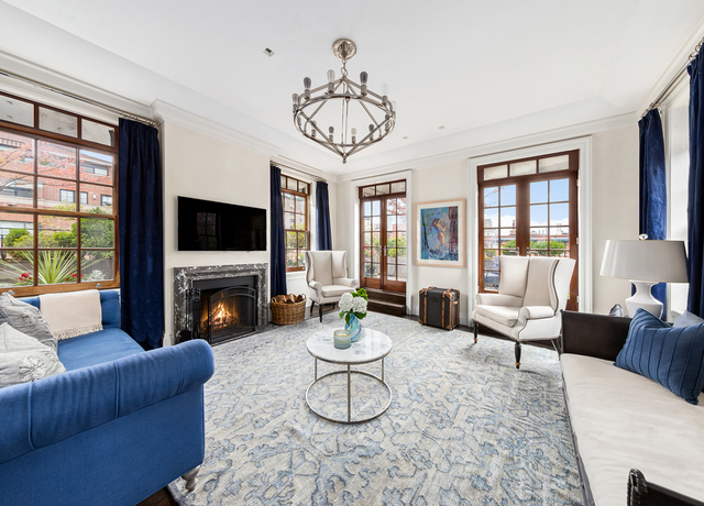 Property at 150 E 93rd St Unit PHW, New York City, NY 10128, 4 beds, 4 baths