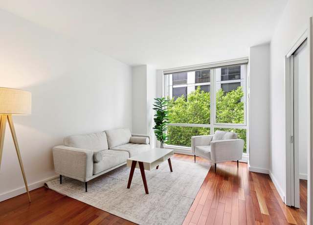 Property at 200 Chambers St Unit 4R, New York City, NY 10007, 1 bed, 1 bath