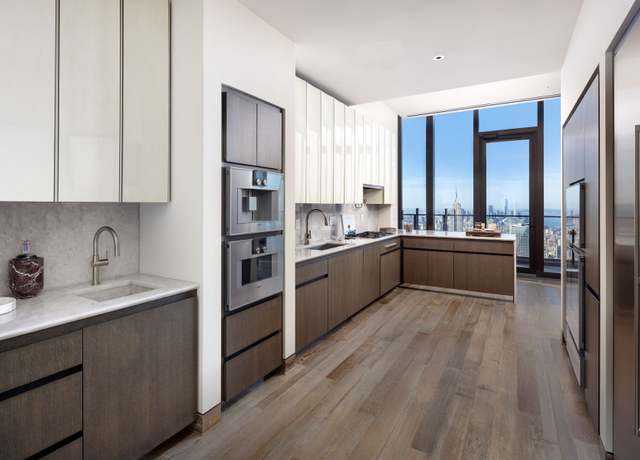 Property at 111 W 57th St Ph 76, New York City, NY 10019, 4 beds, 4.5 baths