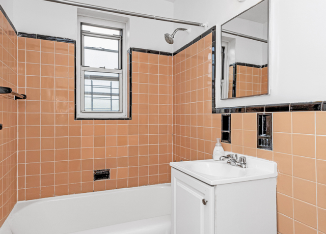 Property at 105-34 65th Ave Unit 4G, New York City, NY 11375, 1 bed, 1 bath