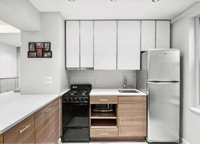 Property at 220 Madison Ave Unit 2D, New York City, NY 10016, 1 bath
