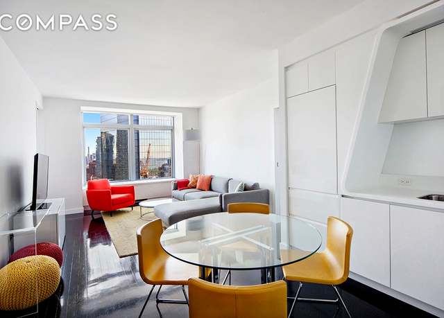 Property at 123 Washington St Unit 52D, New York City, NY 10006, 2 beds, 2 baths