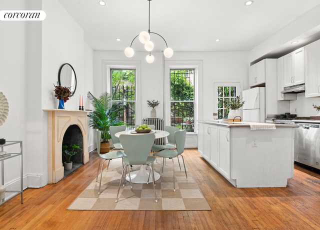 Property at 17 Prospect Pl, Brooklyn, NY 11217, 5 beds, 2.5 baths