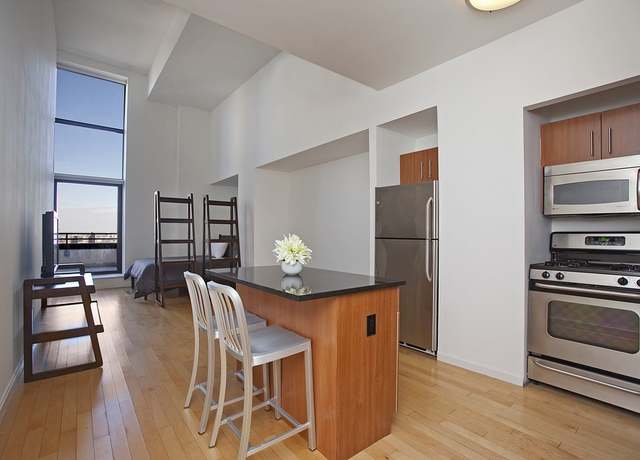 Property at 20 West St Unit 23B, New York City, NY 10004, 1 bath