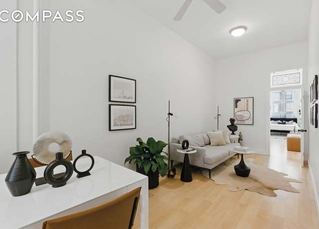 Property at 152 N 9th St Unit 1R, Brooklyn, NY 11249, 1 bed, 1 bath