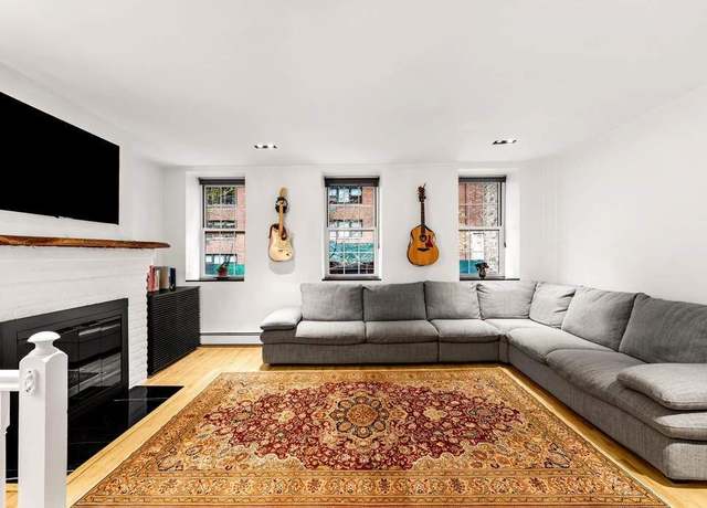 Property at 314 E 50th St Unit 1E, New York City, NY 10022, 2 beds, 2.5 baths