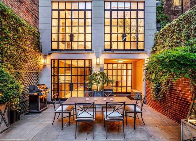 Property at 204 W 21st St, New York City, NY 10011, 4 beds, 5.5 baths
