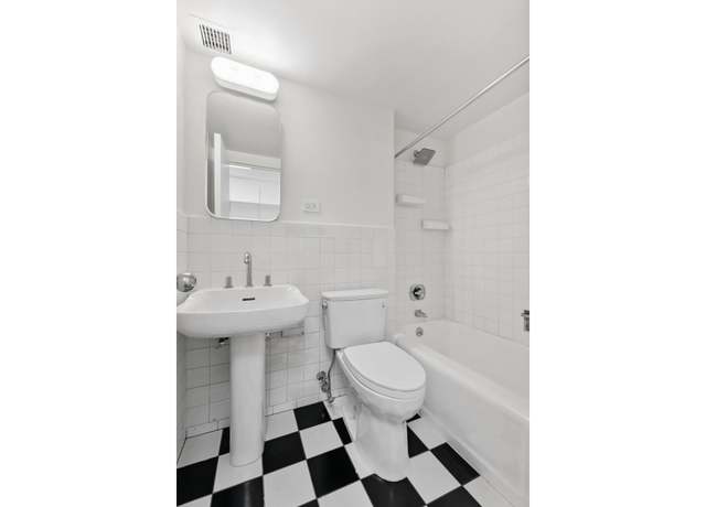 Property at 2 5th Ave Unit 2E, New York City, NY 10011, 1 bath