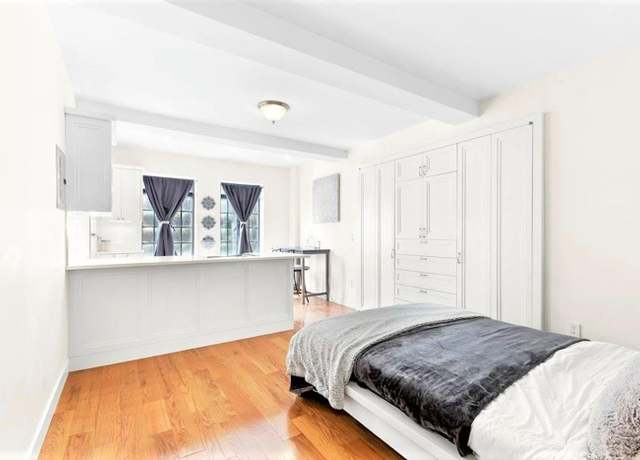 Property at 5 Tudor City Pl #1122, New York City, NY 10017, 1 bath