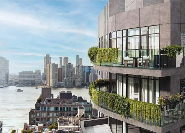 Property at 219 Hudson St Ph 9, New York City, NY 10013, 4 beds, 3.5 baths