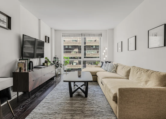 Property at 340 E 23rd St Unit 7H, New York City, NY 10010, 1 bed, 1 bath