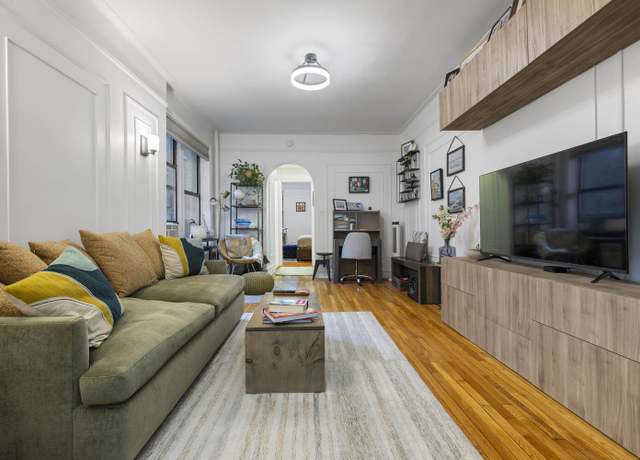 Property at 225 Bennett Ave Unit 5H, New York City, NY 10040, 1 bed, 1 bath