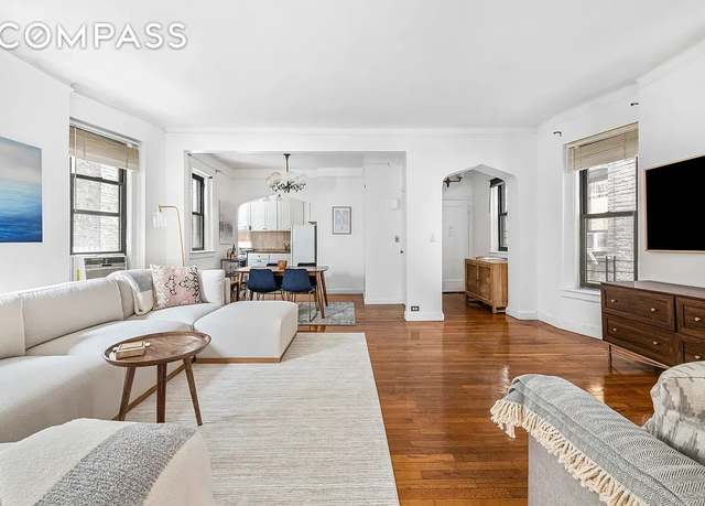 Property at 250 W 22nd St Unit 2C, New York City, NY 10011, 1 bed, 1 bath