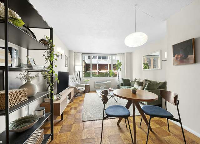 Property at 130 W 67th St Unit 5L, New York City, NY 10023, 1 bed, 1 bath