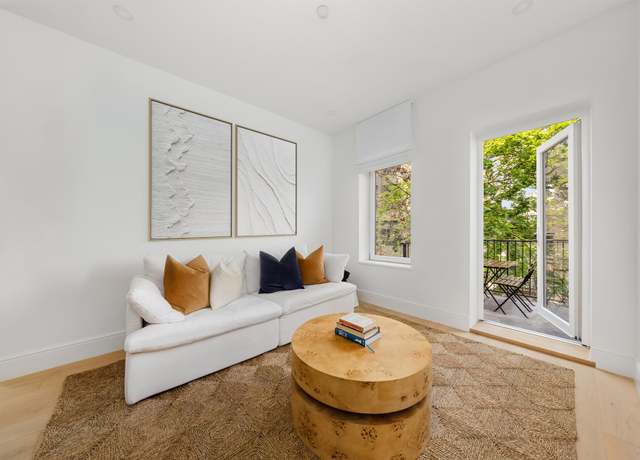 Property at 186 Clinton St Unit 4B, Brooklyn, NY 11201, 1 bed, 1 bath