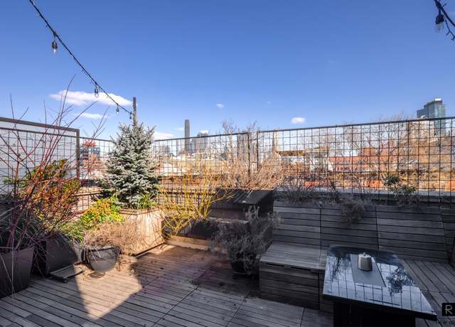 Property at 708A Degraw St, Brooklyn, NY 11217, 4 beds, 2.5 baths