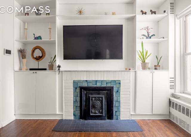 Property at 70 E 93rd St Unit 3B, New York City, NY 10128, 2 beds, 1 bath