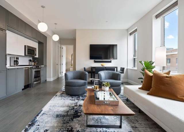 Property at 416 W 52nd St #622, New York City, NY 10019, 1 bed, 1 bath