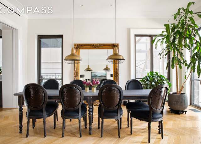 Property at 560 W 24th St #2, New York City, NY 10011, 4 beds, 4.5 baths