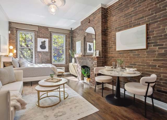 Property at 92 Horatio St Unit 2L, New York City, NY 10014, 1 bath