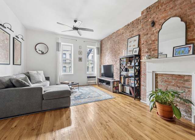 Property at 331 E 92nd St Unit 4B, New York City, NY 10128, 2 beds, 1 bath