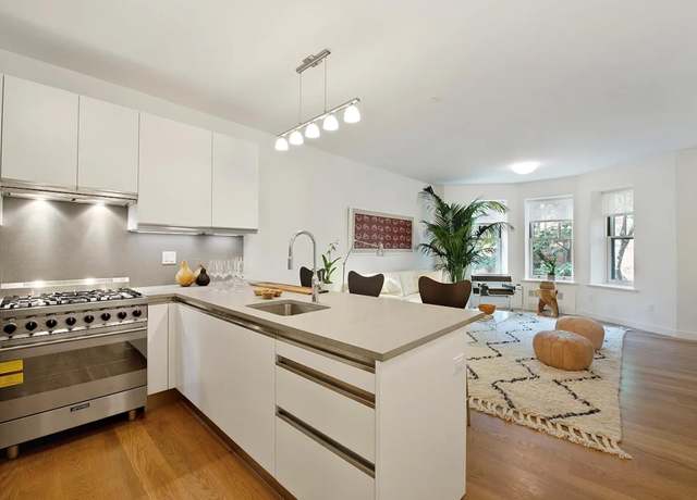 Property at 183 Columbia Hts #2, Brooklyn, NY 11201, 3 beds, 2.5 baths