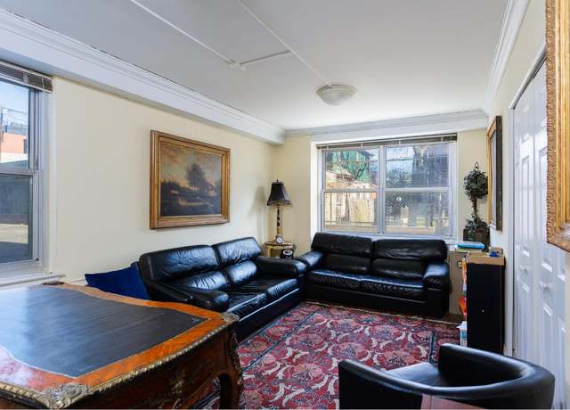 Property at 135 Ocean Pkwy Unit 1U, Brooklyn, NY 11218, 2 beds, 1 bath