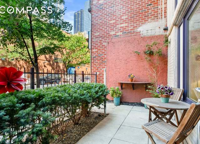 Property at 350 W 53rd St Unit THG, New York City, NY 10019, 2 beds, 2 baths