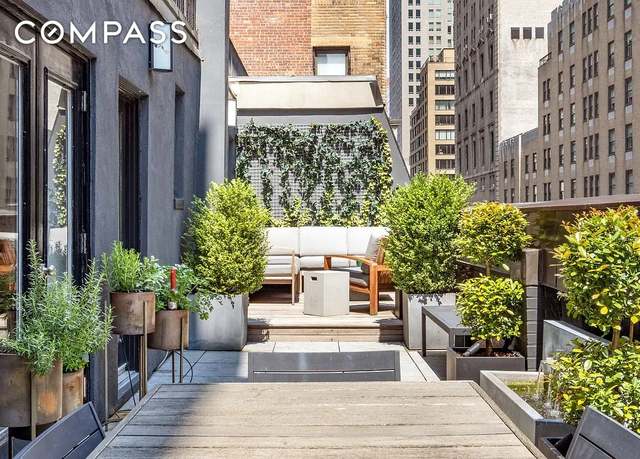 Property at 140 W 58th St Unit PHA, New York City, NY 10019, 1 bed, 1 bath