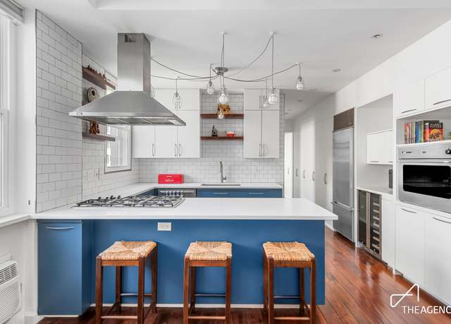 Property at 340 W 55th St Unit 6D, New York City, NY 10019, 1 bed, 2 baths