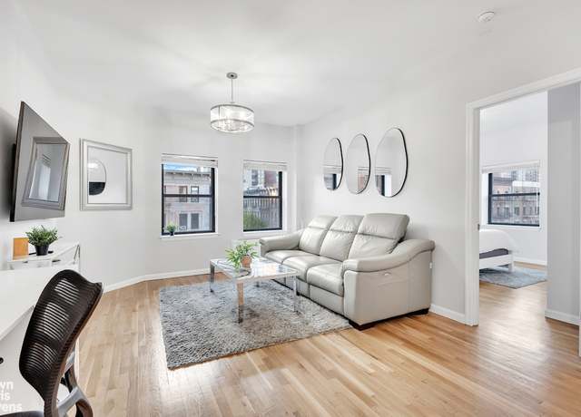 Property at 186 W 80th St Unit 4J, New York City, NY 10024, 1 bed, 1 bath