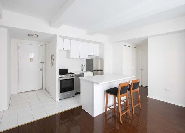 Property at 150 W 51st St #1730, New York City, NY 10019, 1 bed, 1 bath