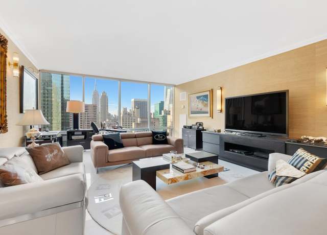 Property at 641 5th Ave Unit 30F, New York City, NY 10022, 2 beds, 2.5 baths