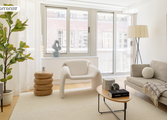 Property at 234 E 46th St #301, New York City, NY 10017, 1 bed, 1 bath