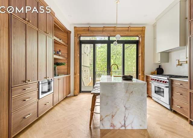 Property at 370 Hancock St, Brooklyn, NY 11216, 4 beds, 5 baths