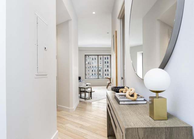 Property at 75 Wall St Unit 26M, New York City, NY 10005, 2 beds, 2 baths